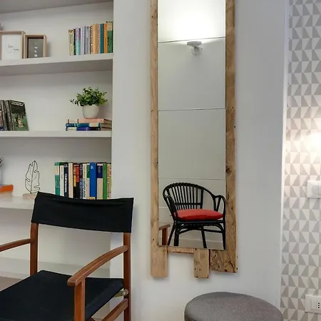 Costa San Giorgio Apartment By Mamo Florence-3